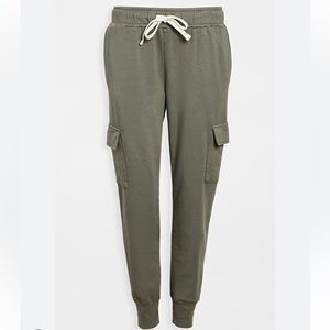 Monrow Cargo Joggers - Brand New!
